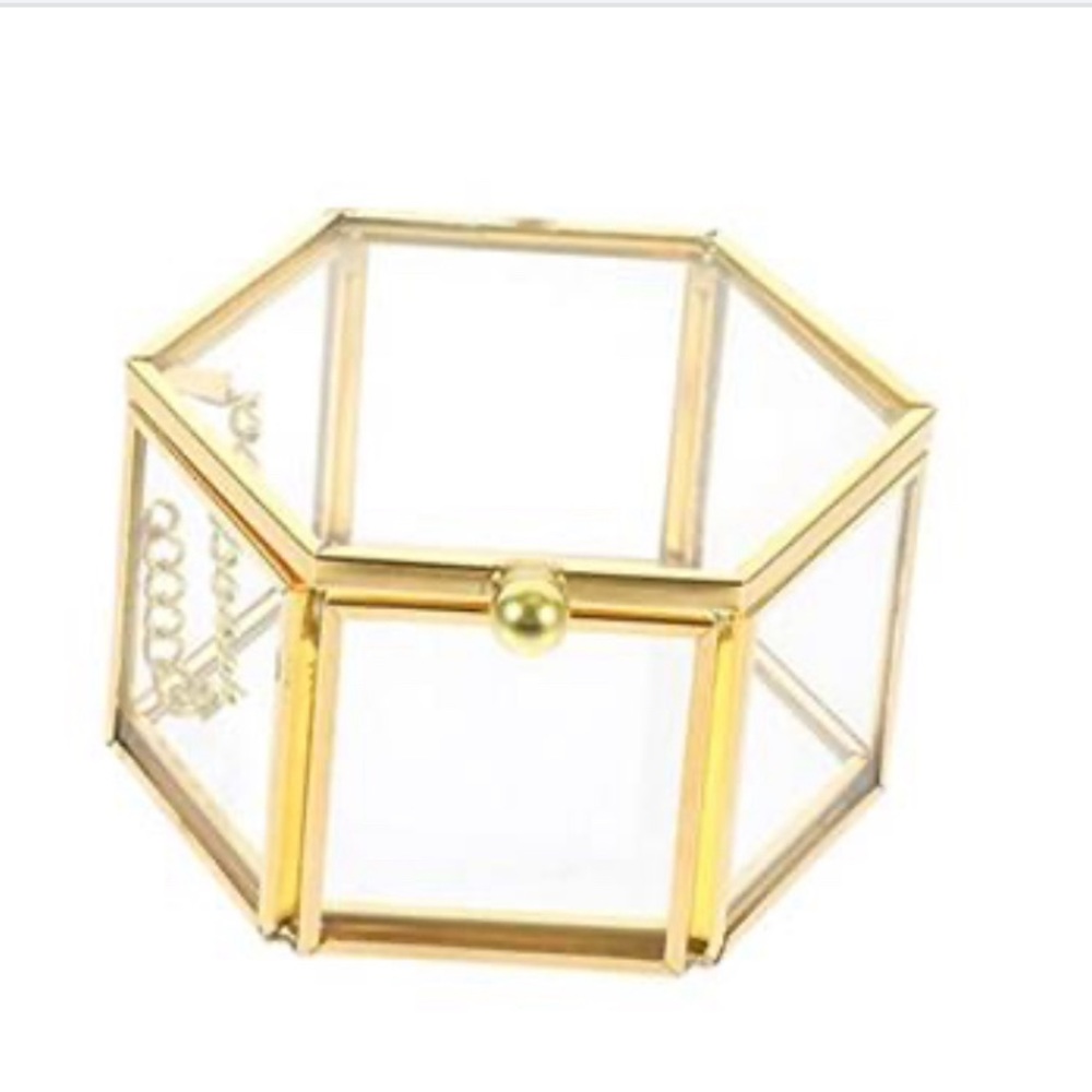 Glass jewelry box